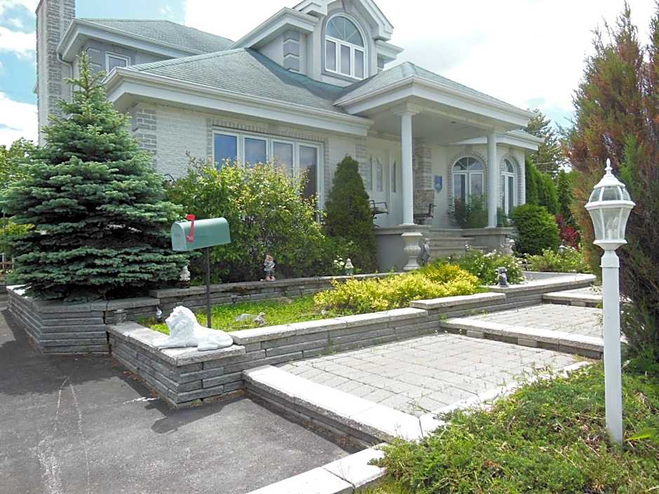 Gite Du Lac St-Prime