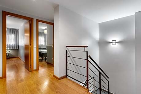 4 Bedroom Duplex Apartment