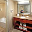 Hampton Inn By Hilton & Suites Mystic