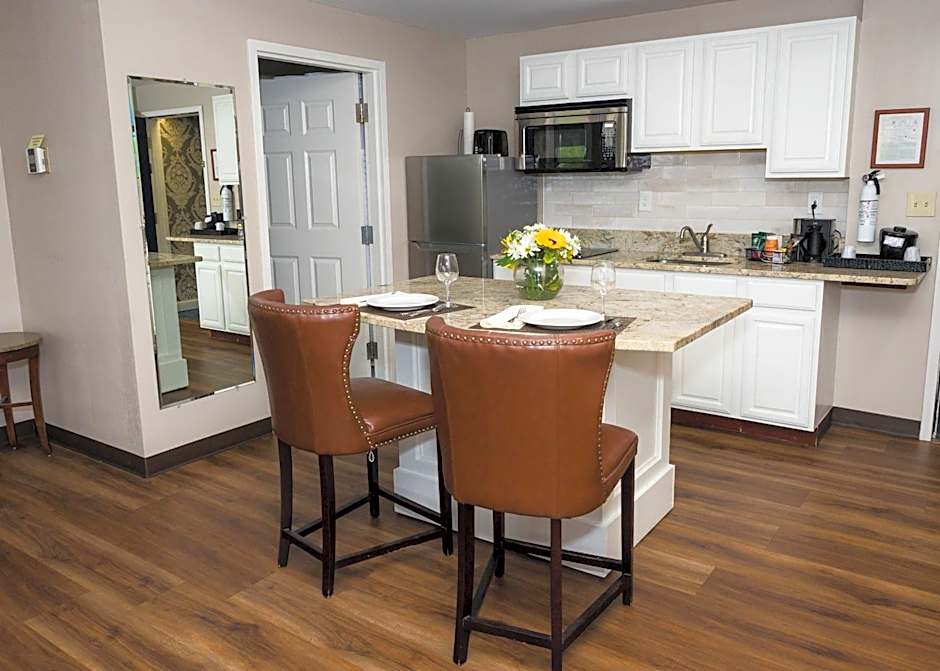 D. Hotel Suites & Spa