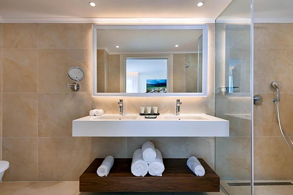 Milos Hotel Dead Sea