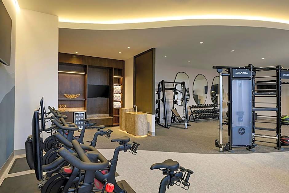 The Westin Oaks Houston At The Galleria