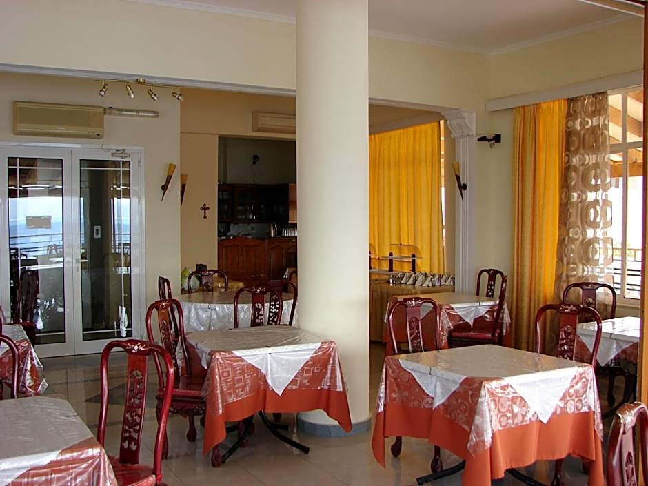 Hotel Petit Palais