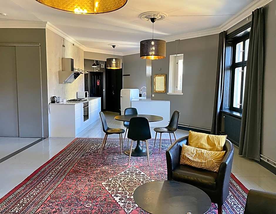 Unique Hotel