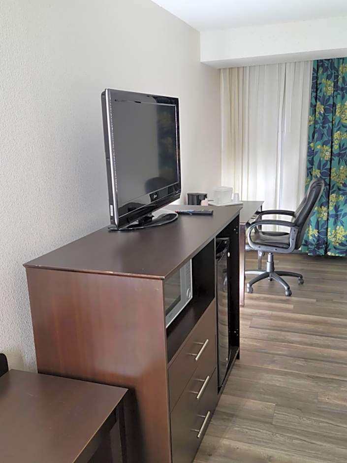 Quality Inn Terre Haute University Area