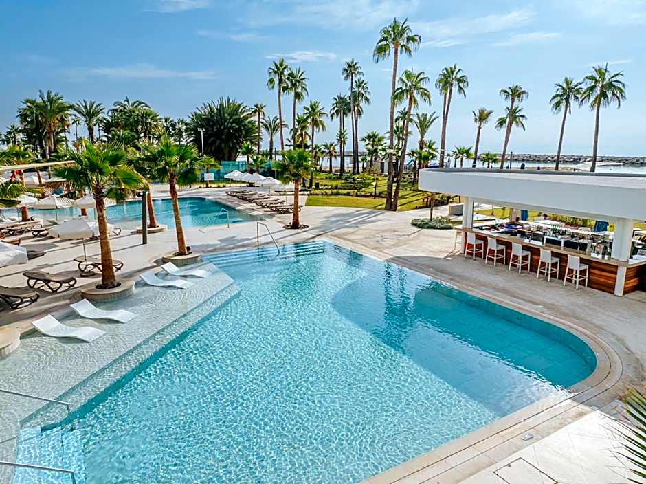 Lordos Beach Hotel & Spa