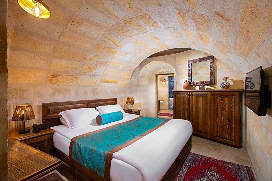 Cappa Via Cave Hotel