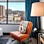 The Oaklander Hotel, Autograph Collection by Marriott