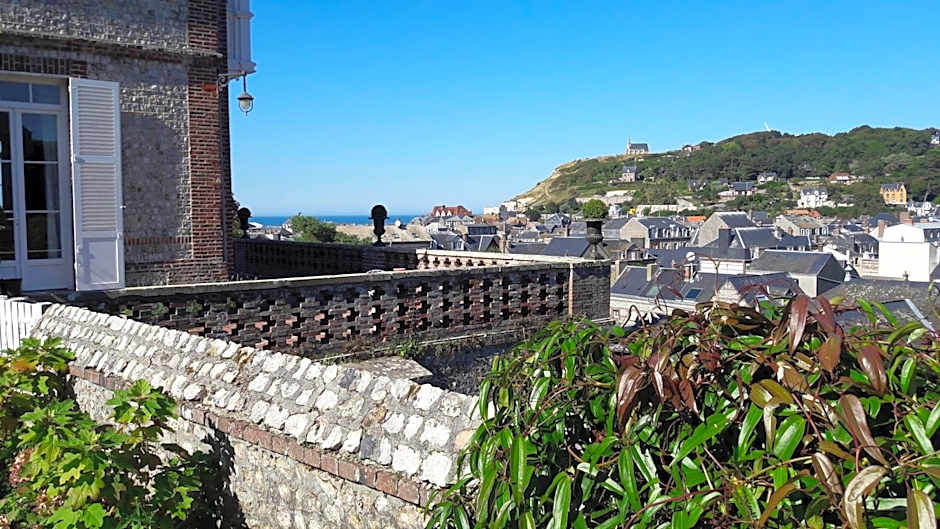 Castel De La Terrasse