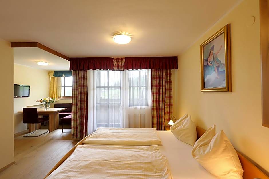 Hotel Garni Dorferwirt am Irrsee