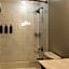 Hilton Orrington / Evanston