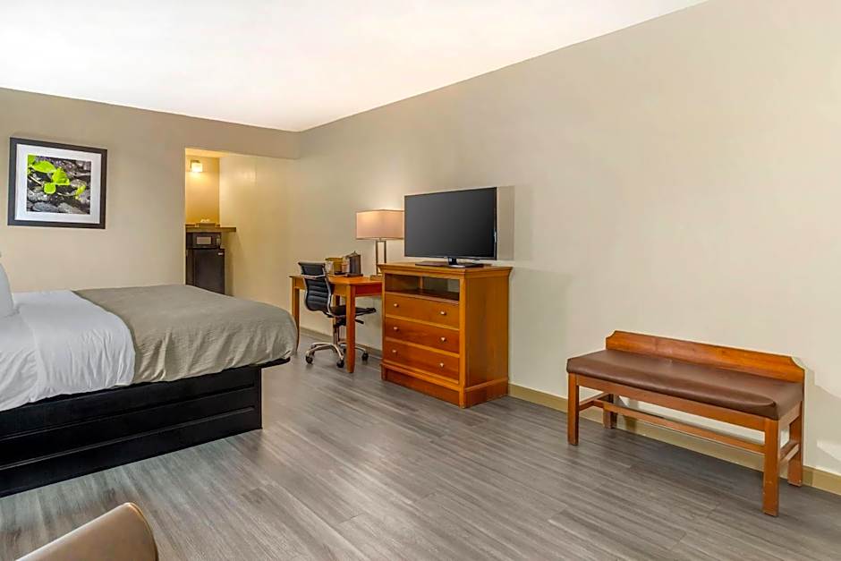 Quality Inn Lumberton North