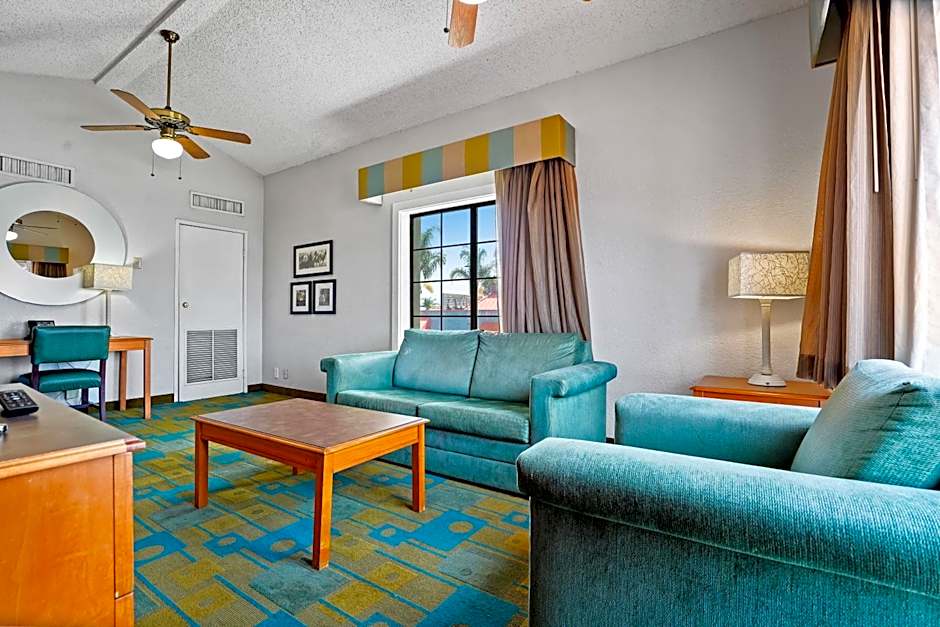 La Quinta Inn by Wyndham Costa Mesa / Newport Beach