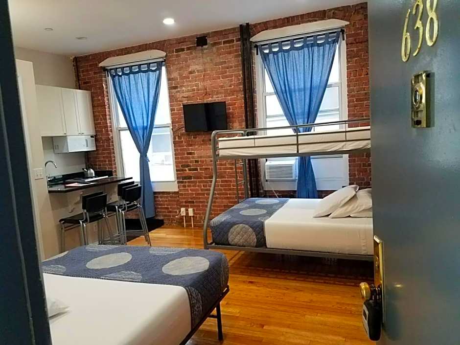 Studios Midtown Manhattan