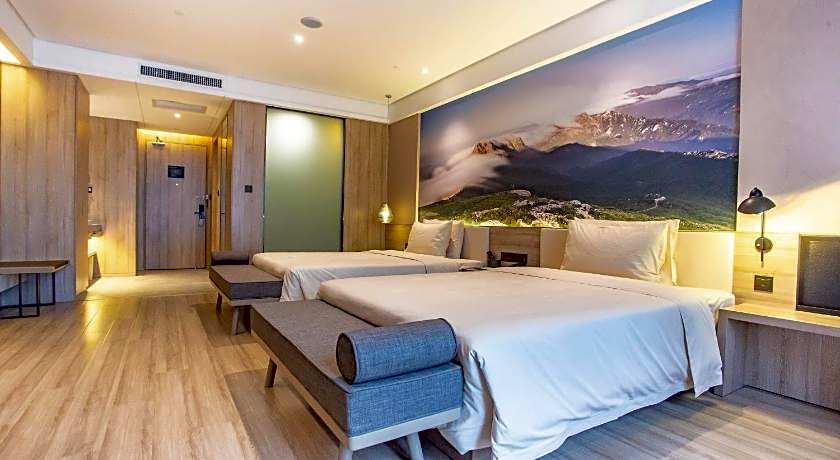 Atour Hotel Xi'an Gaoxin Jinye Road Branch                                                 