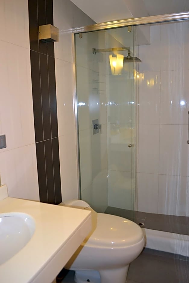 Suite Service Apart Hotel
