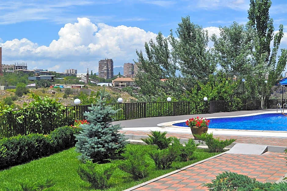 Olympia Garden Hotel