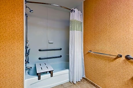 King Room with Accessible Tub - Mobility and Hearing Access/Non-Smoking