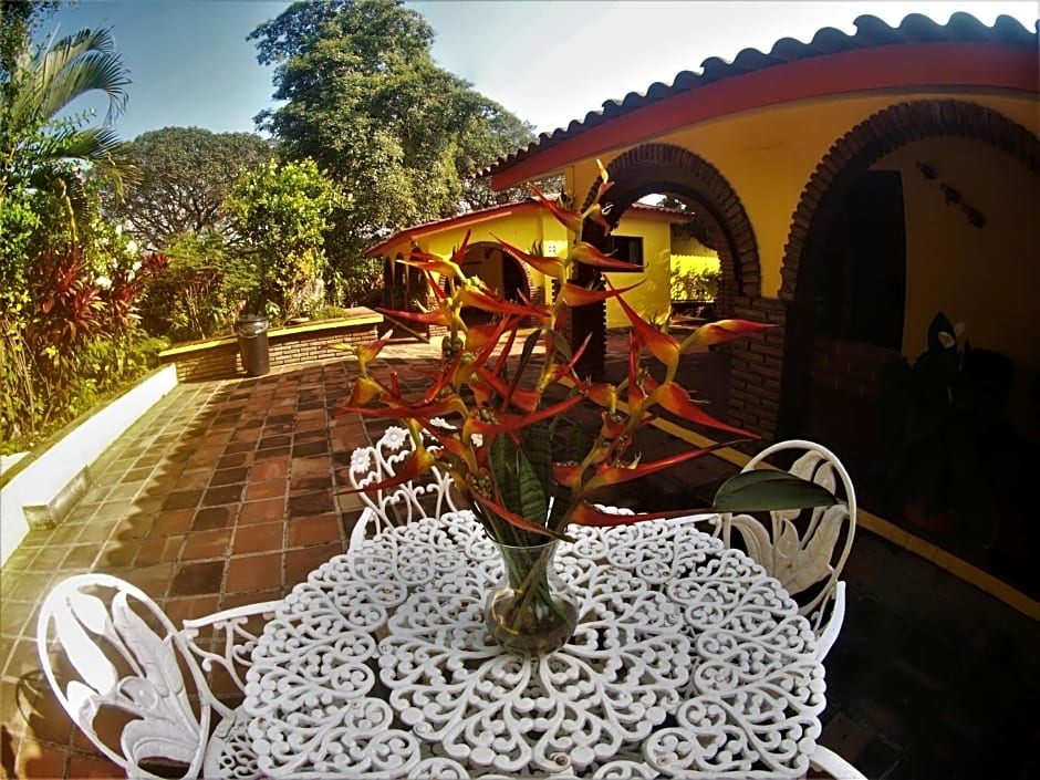 Quinta Comala Hotel & Villas