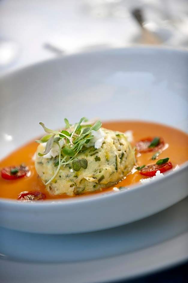 Lairds Lodge Country Estate