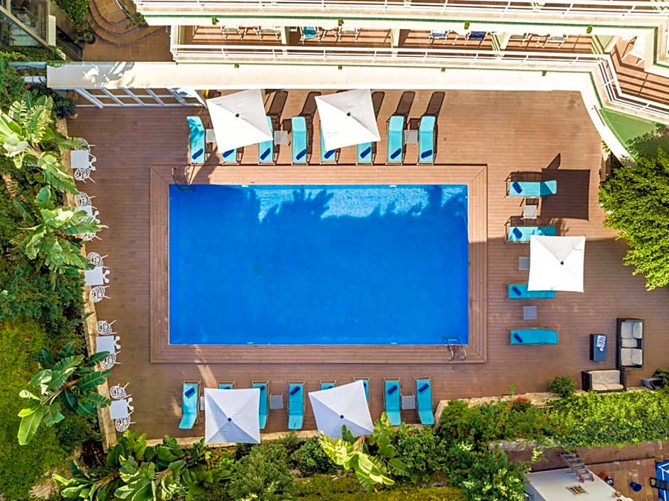 Hotel Agua Beach