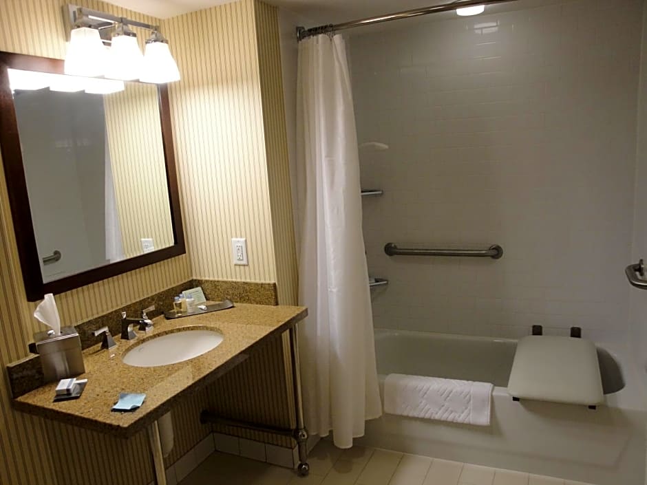DoubleTree by Hilton Cincinnati Airport