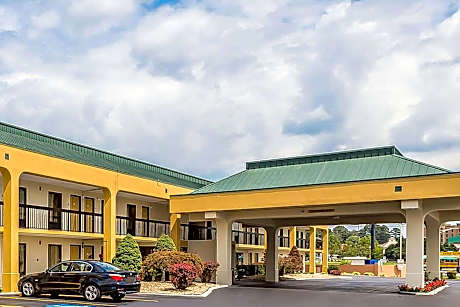 Rodeway Inn Knoxville East