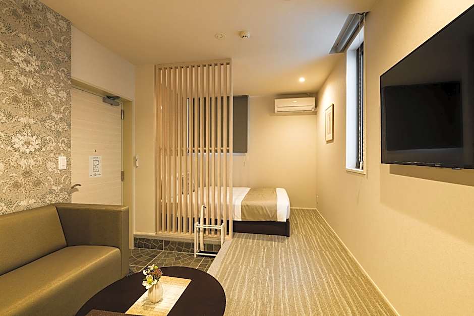 GRAND BASE Yakuin Odori