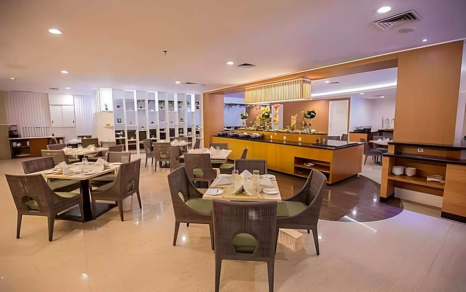 Emerald Garden Hotel