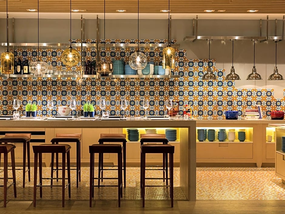 Hotel Indigo Hong Kong Island By IHG