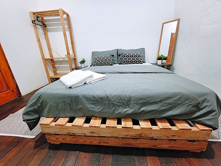 Upspot Kuching Waterfront Premium Hostel