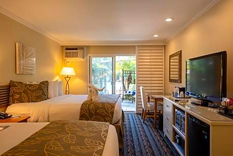 Standard Room, 2 Queen Beds, Lanai