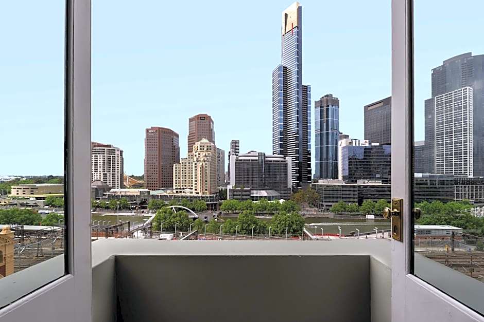 Rendezvous Hotel Melbourne