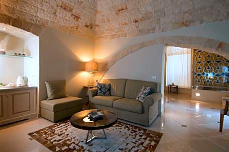 Deluxe Suite - Separate Building