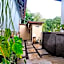 Artomoro Bali