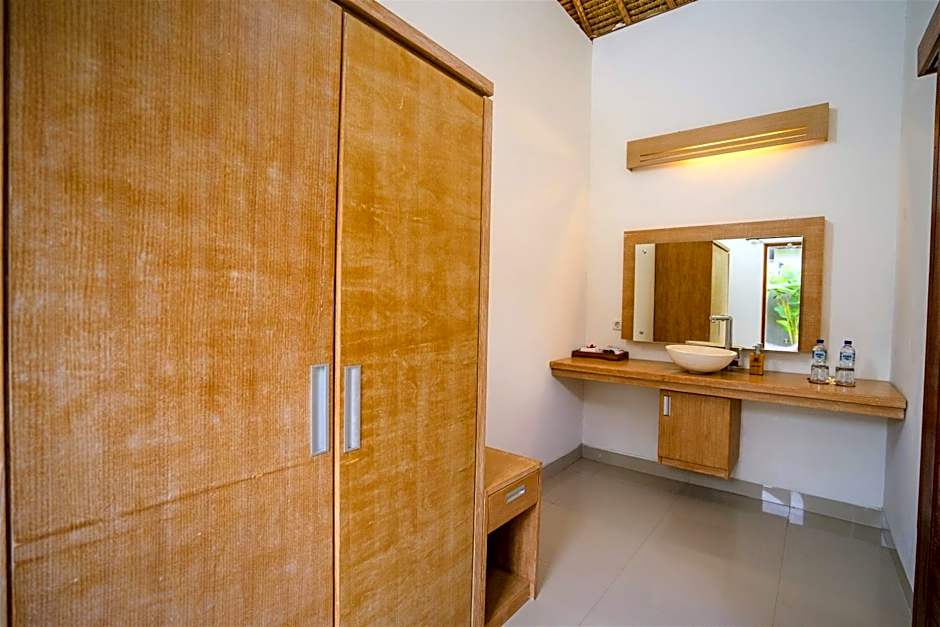 Three Gold Luxury Private Villas