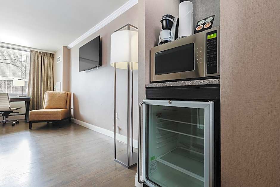 2500 Penn, a Placemakr Experience