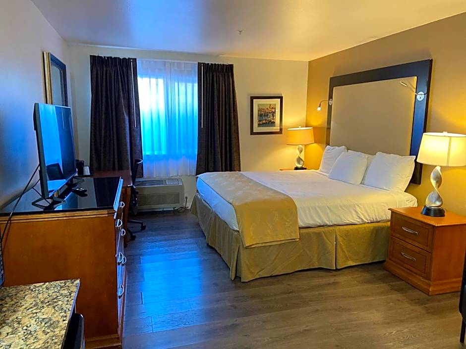 Toppenish Inn and Suites