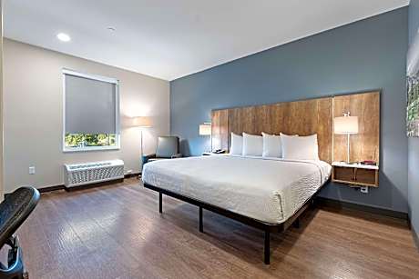 Standard Studio 1 King Bed Nonsmoking