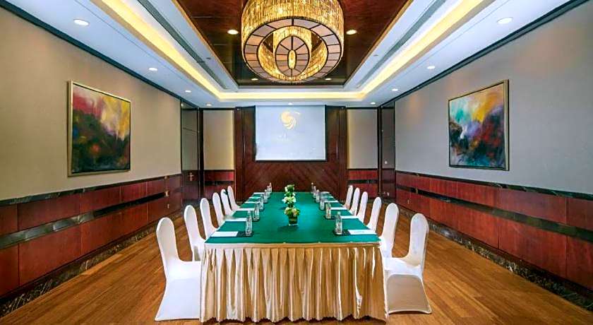 Kunming Golden Eagle Summit Hotel