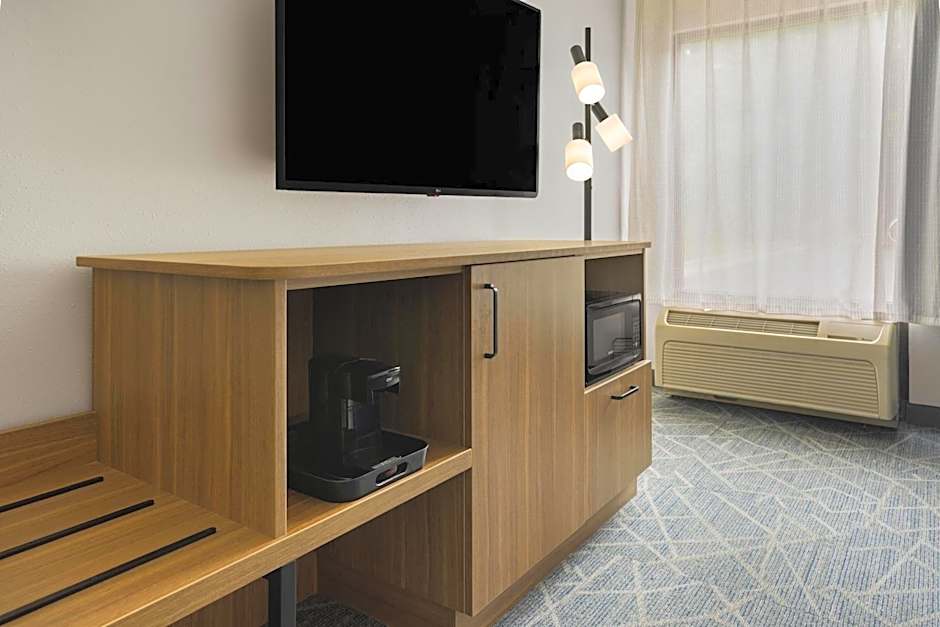 Hampton Inn Staunton