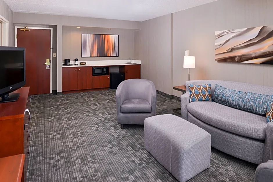 Courtyard by Marriott Charlotte Gastonia