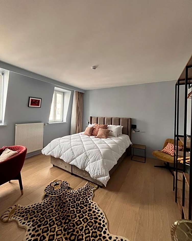 Hôtel La Pièce