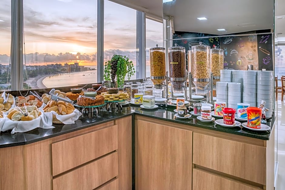 Hotel Brisa Suites Pajucara