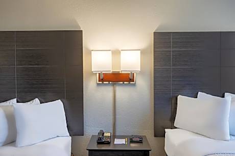 Double Room with Two Double Beds - Non-Smoking