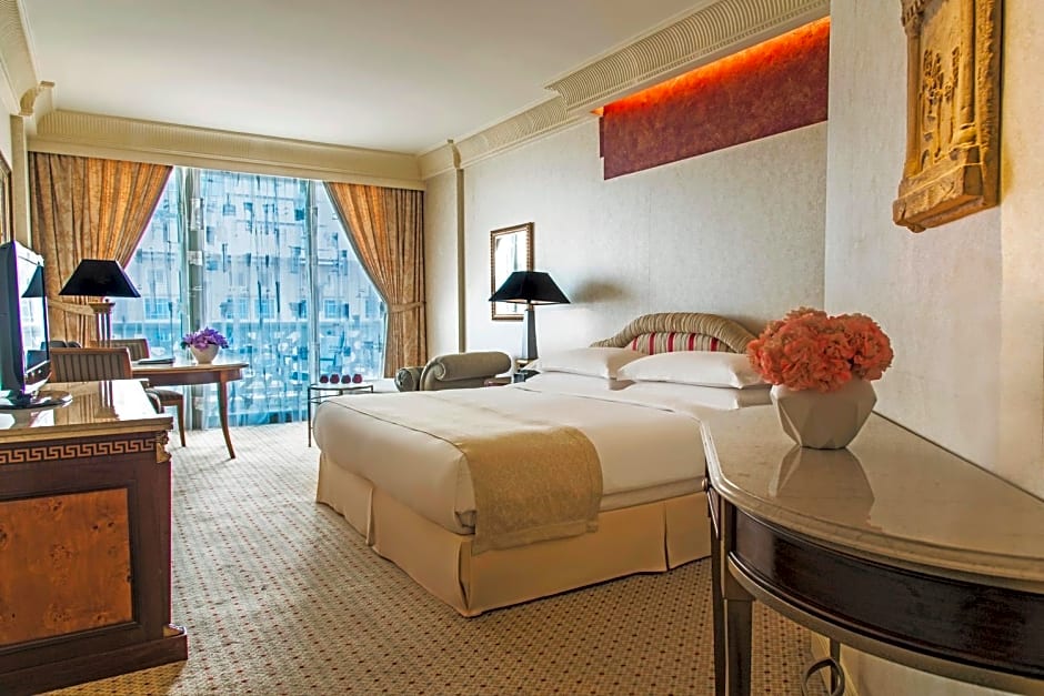 InterContinental Phoenicia Beirut by IHG