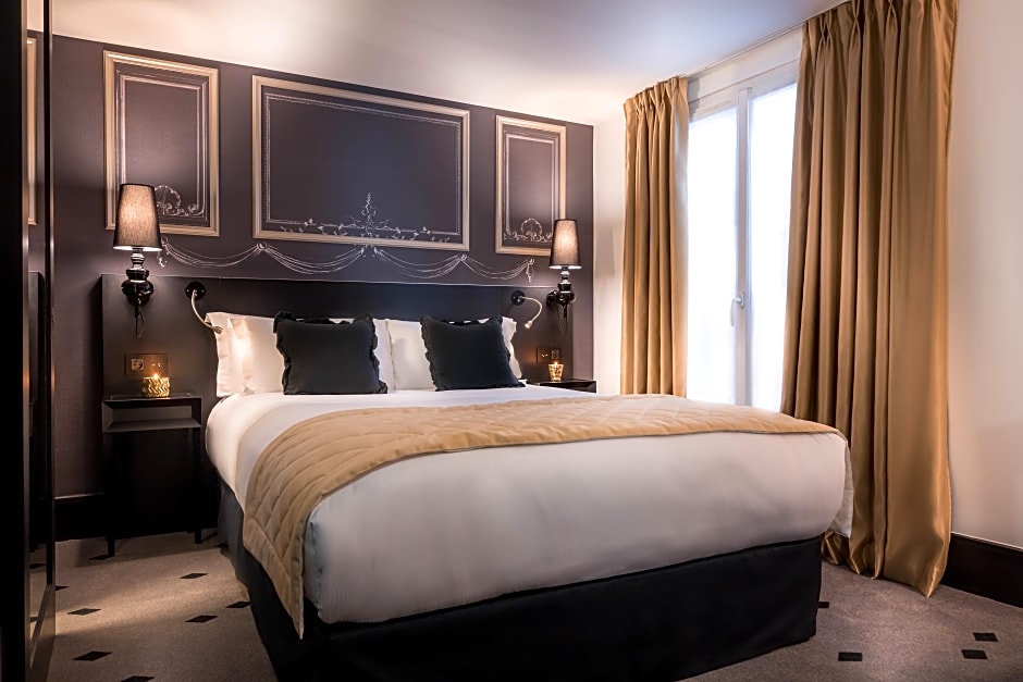 NH Paris Champs- Elysees