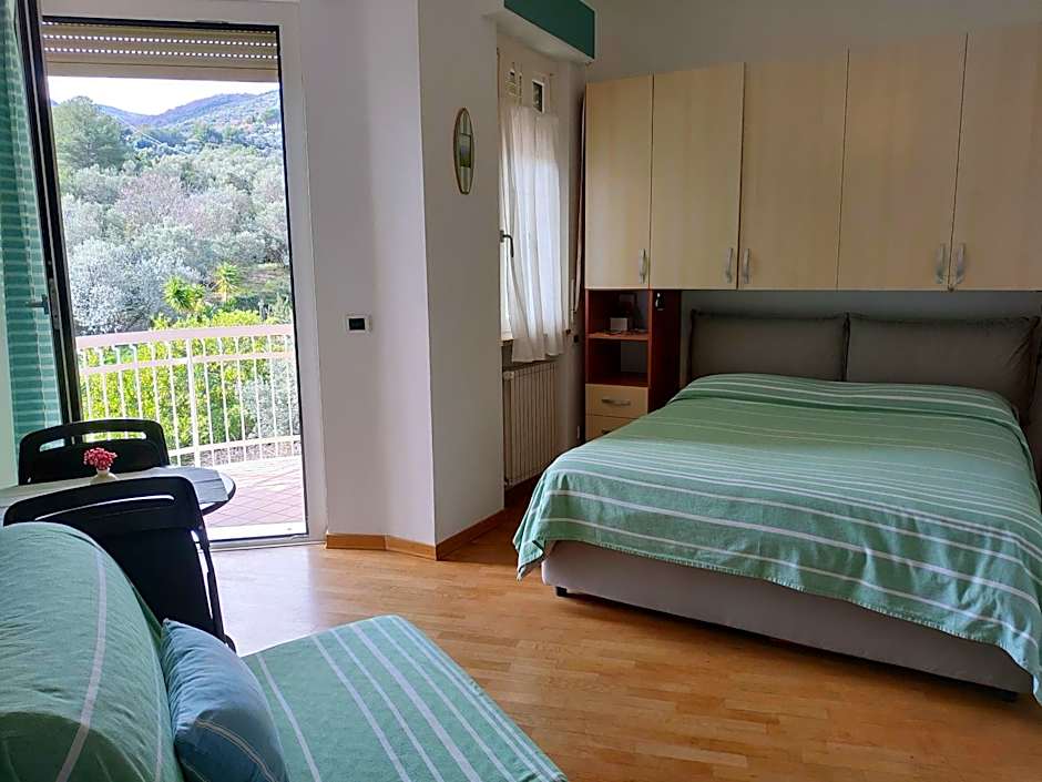 Foto 1 de 15 de Double Room with Private External Bathroom