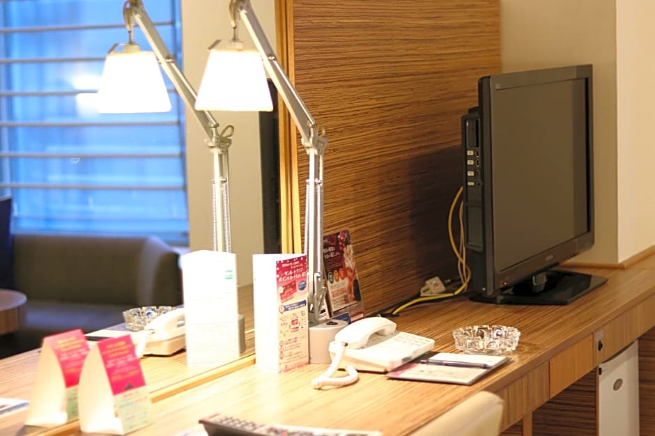 CYPRESS HOTEL Nagoya-eki Mae