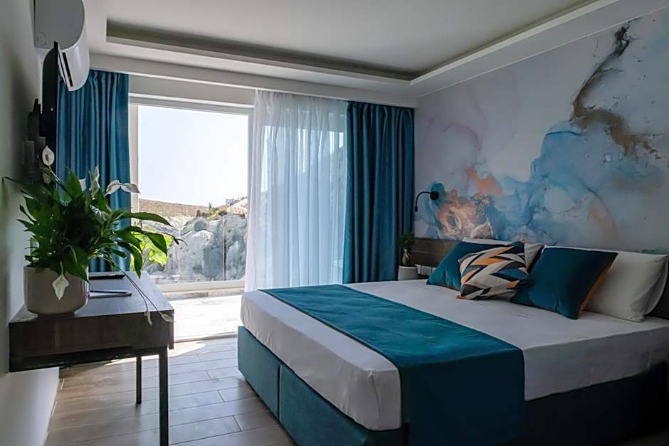 Blu Waters Boutique Hotel